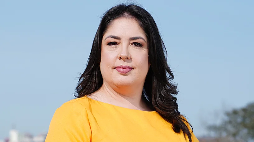 Capa de Roberta Leitão