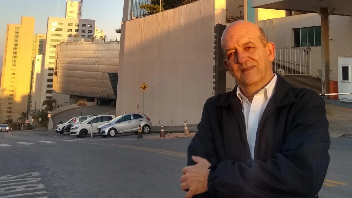 Capa de JAMIL