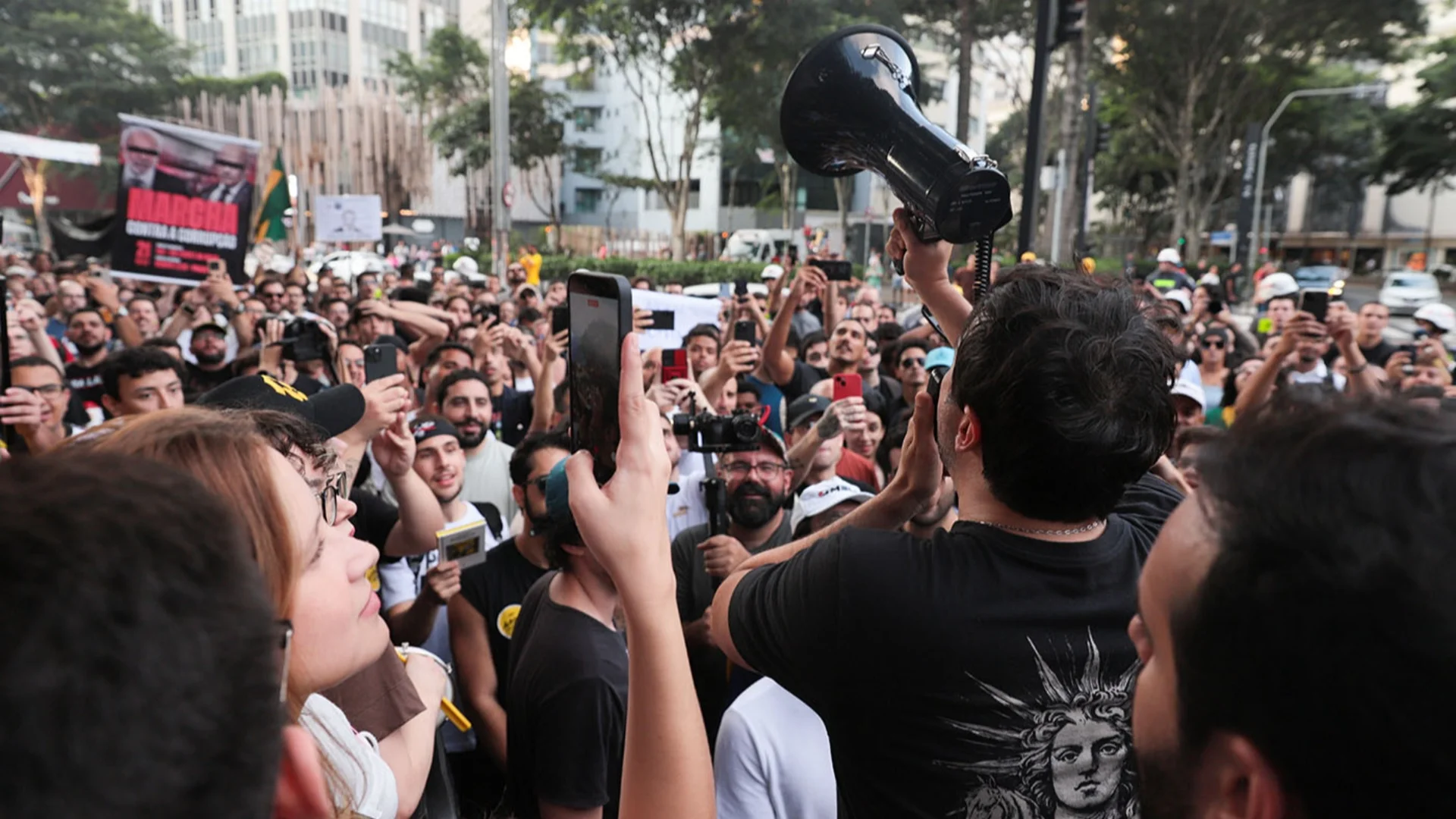Capa de Renan Santos