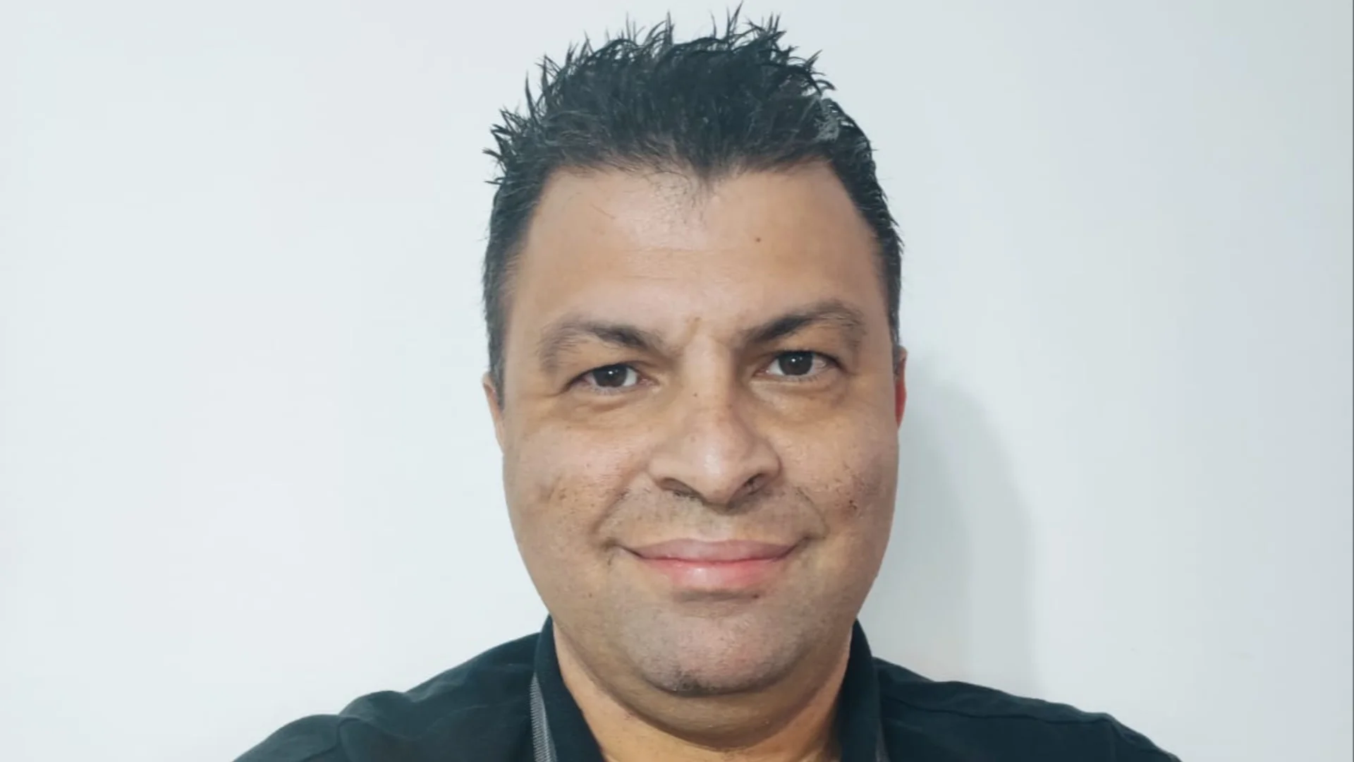 Capa de Rodolfo Flores