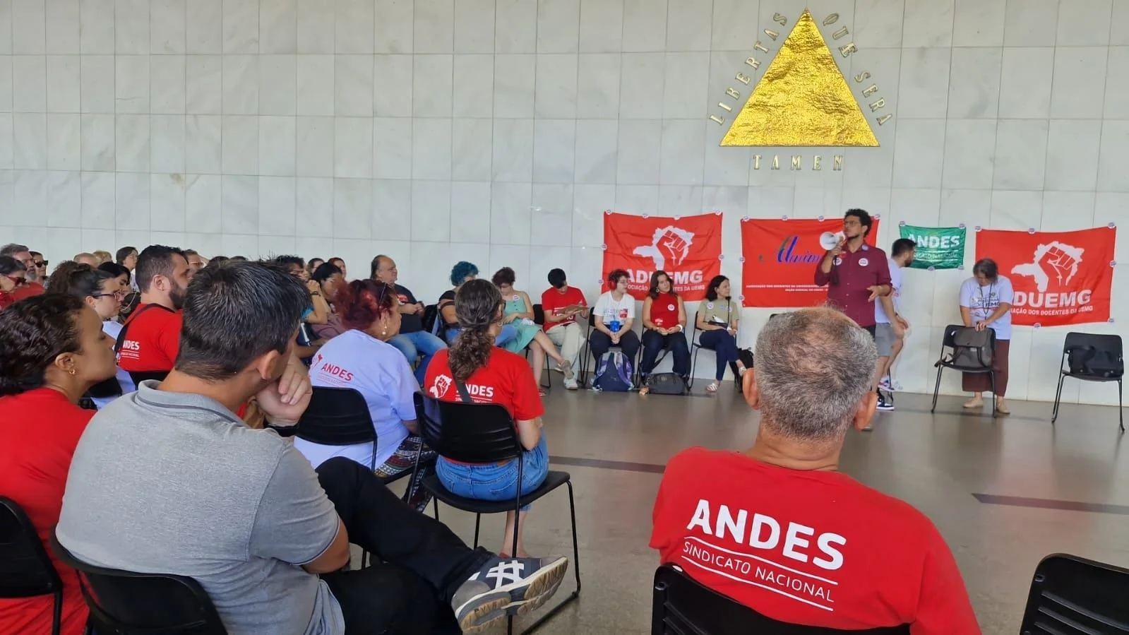 Assembleia Geral ADUEMG